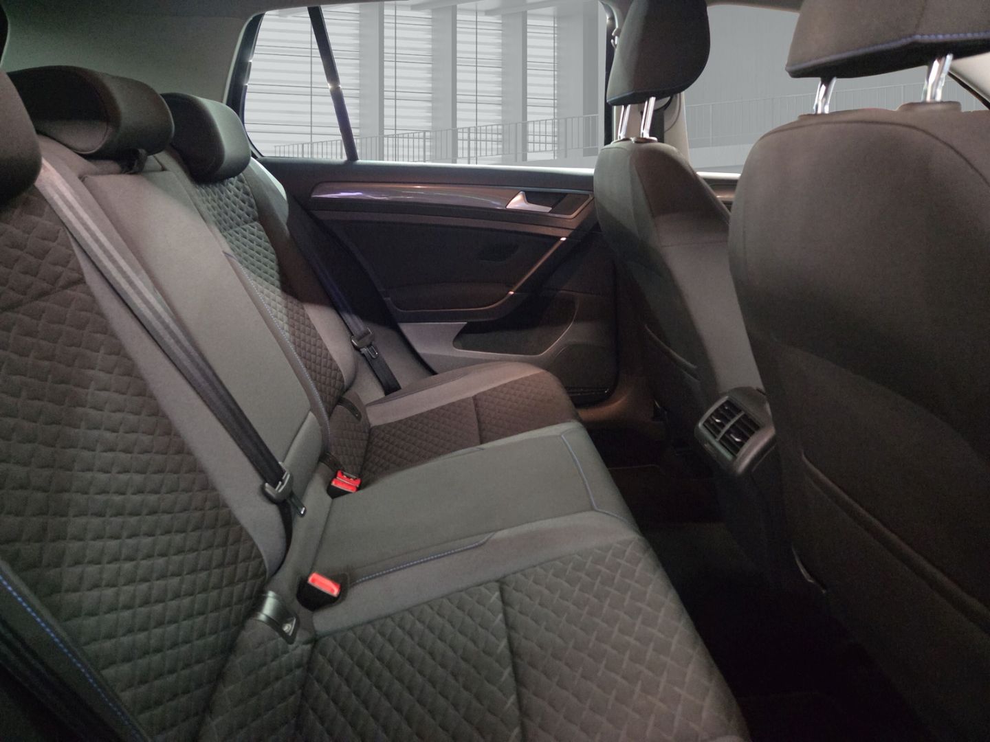Fahrzeugabbildung Volkswagen Golf Join Start-Stopp JOIN 1.4 TSI Navi Digitale
