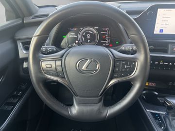 Lexus UX - 10