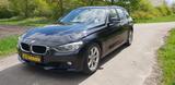 BMW 330d xDrive Touring Modern Line Automat. - BMW 3er Reihe: Modern Line