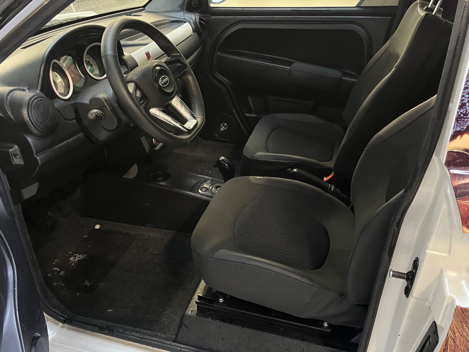 Fahrzeugabbildung Microcar M.Go6 DCI Unfallschaden