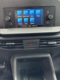 Volkswagen Caddy - 11
