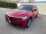 Alfa Romeo Stelvio Super Q4 Allrad  2HD leder klima AT8 - Alfa Romeo in Wuppertal