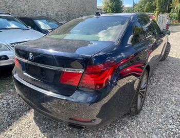BMW 740 - 4
