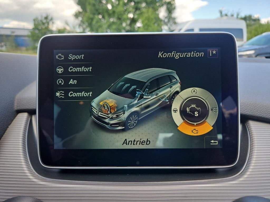 Fahrzeugabbildung Mercedes-Benz B 180 Style Navi SHZ Parkpilot