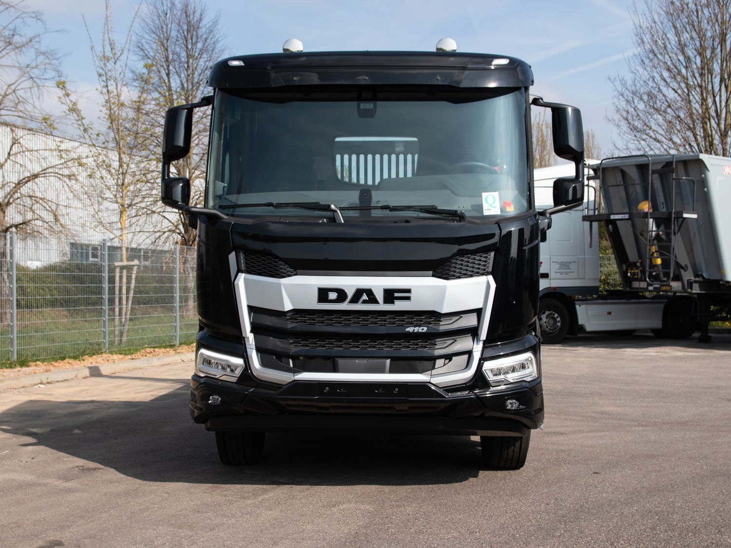 Fahrzeugabbildung DAF XD 410 FA Absetzkipper