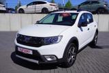 Dacia Sandero Stepway 0.9 TCE Celebration Navi Kamera - Dacia Sandero Gebrauchtwagen in Berlin