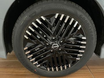 Nissan Leaf N-Connecta Winterpaket Allwetterbereifung