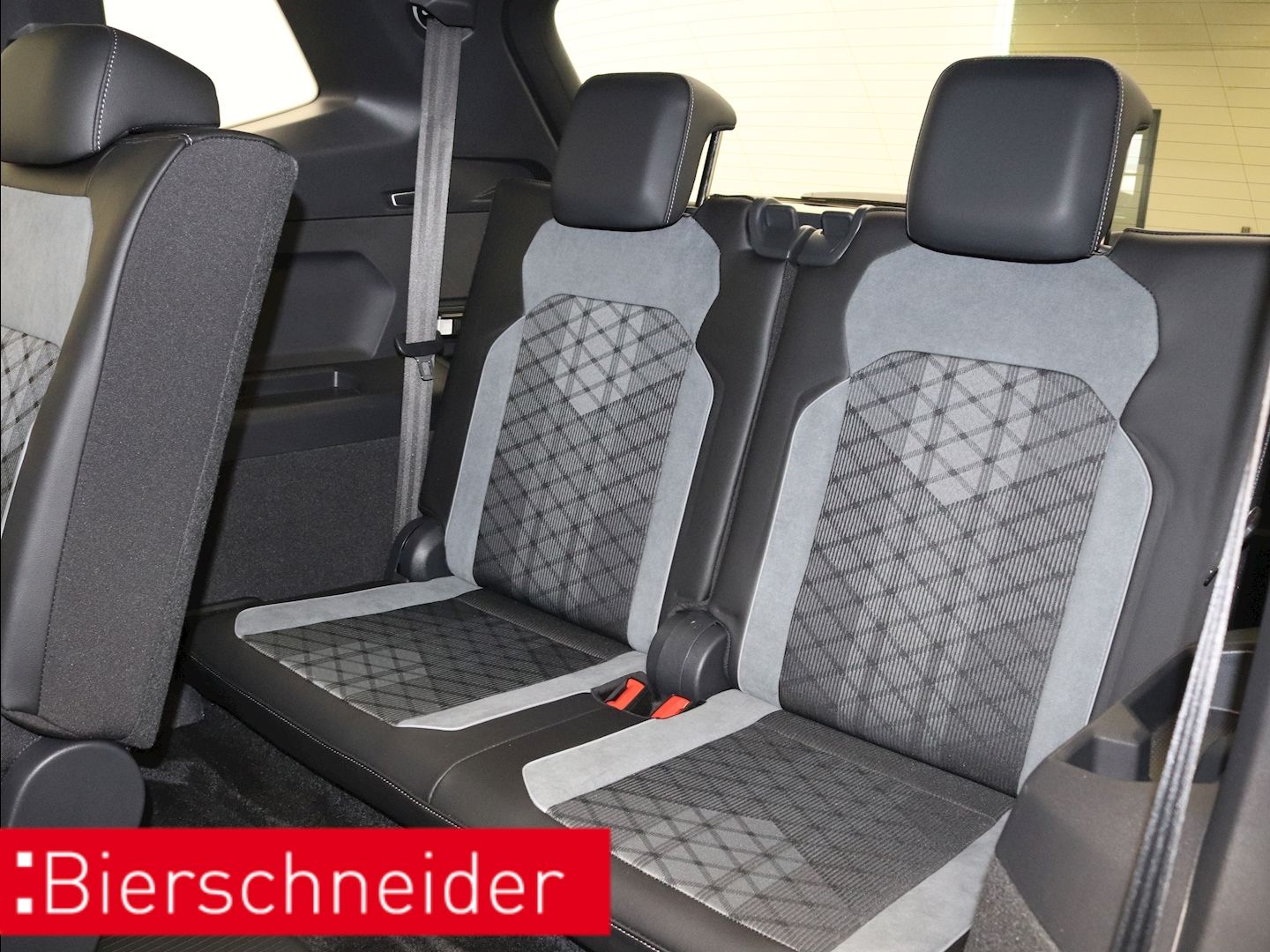 Volkswagen Tiguan Allspace - Bild 10