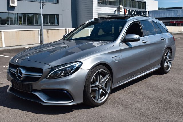 Mercedes-Benz C 63 AMG *Pano*Perform.*Burme.*360Cam*