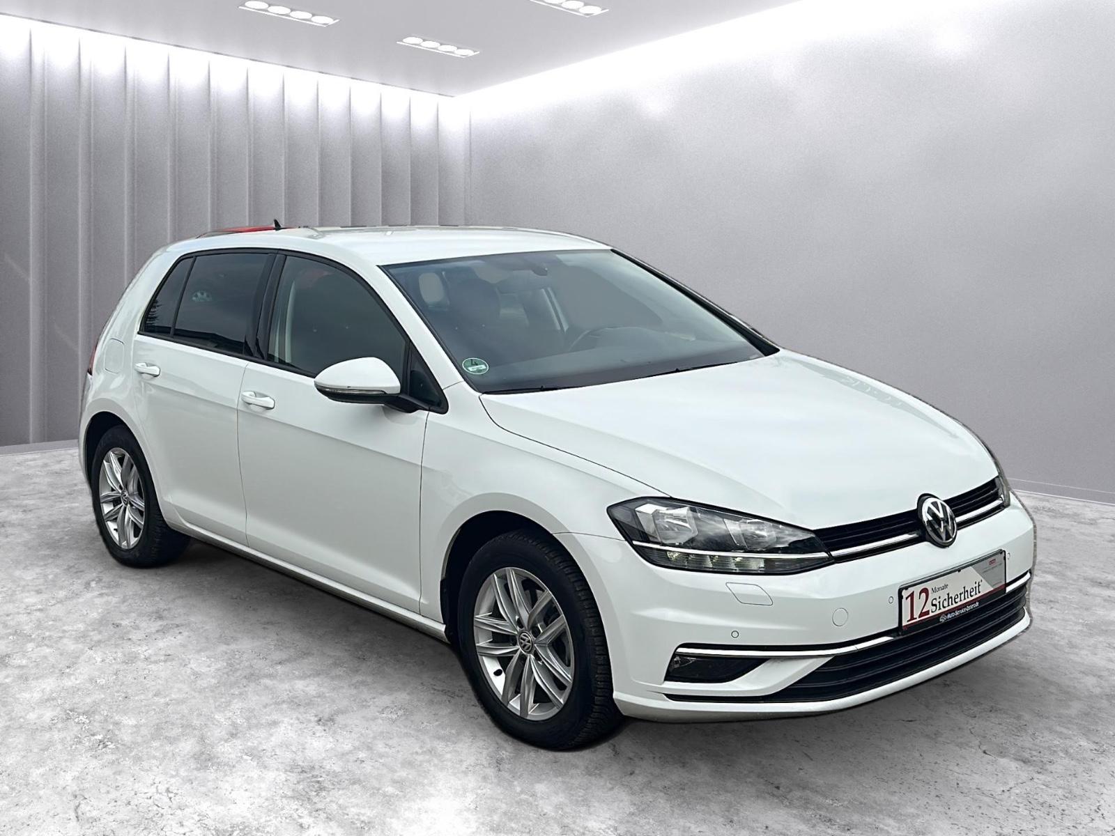 Volkswagen Golf VII Lim. Comfortline *Navi/Lückenlos*