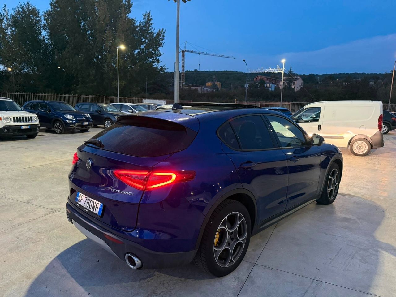 Alfa Romeo Stelvio 2.2 TD 160CV AT8 -TETTO A-CAR imagem 2