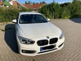 BMW 118i Automatik weiß 