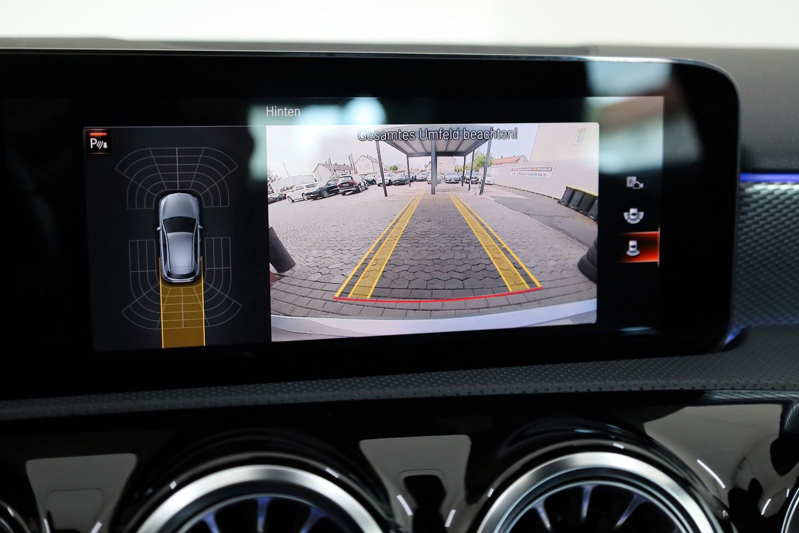 Fahrzeugabbildung Mercedes-Benz A 250 e Progressive,Leder,Navi,LED,SH,Kamera