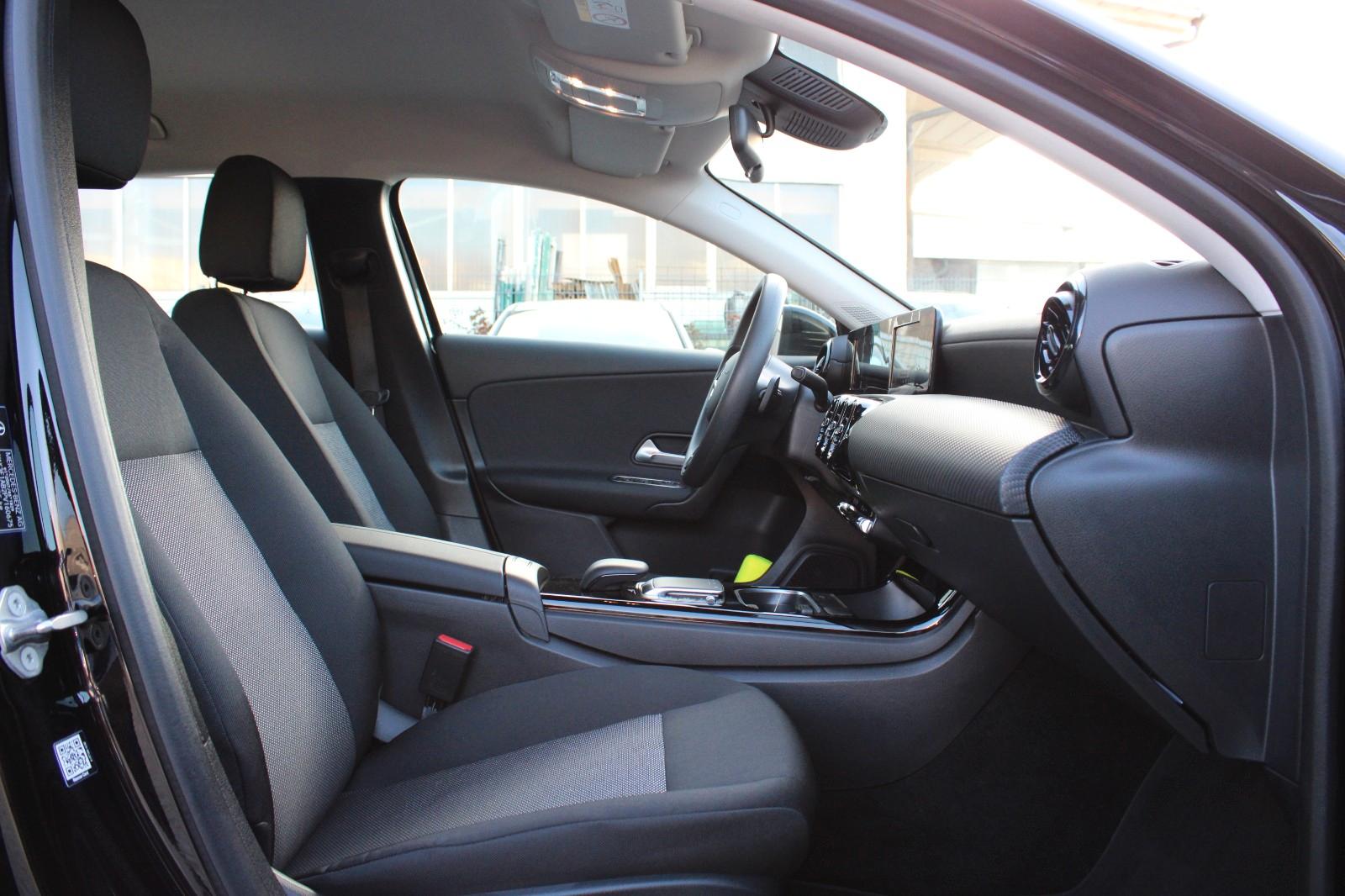 Mercedes-Benz A-Class A 180 d, миниатюра 18