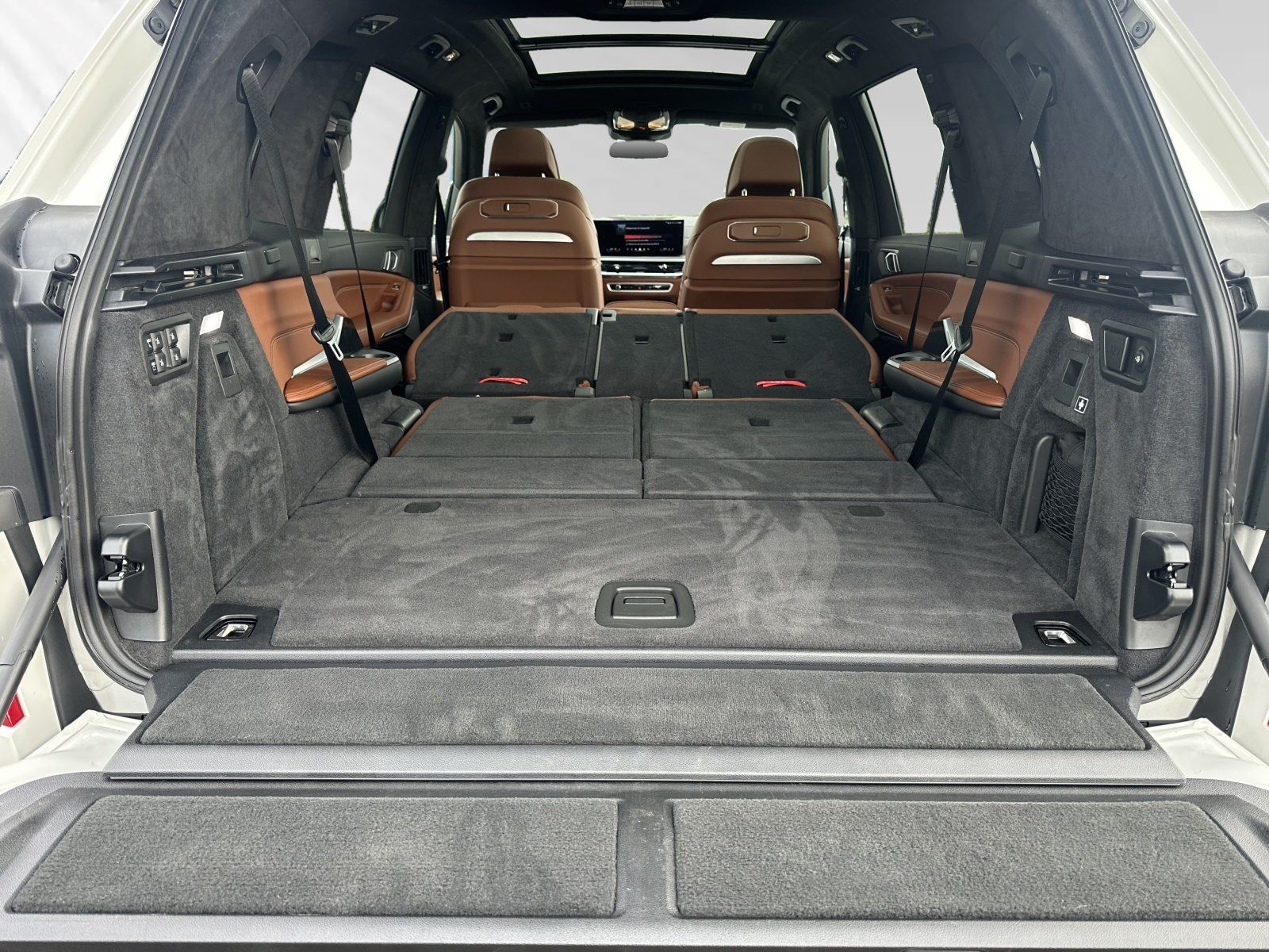 BMW X7 M60 - Bild 27