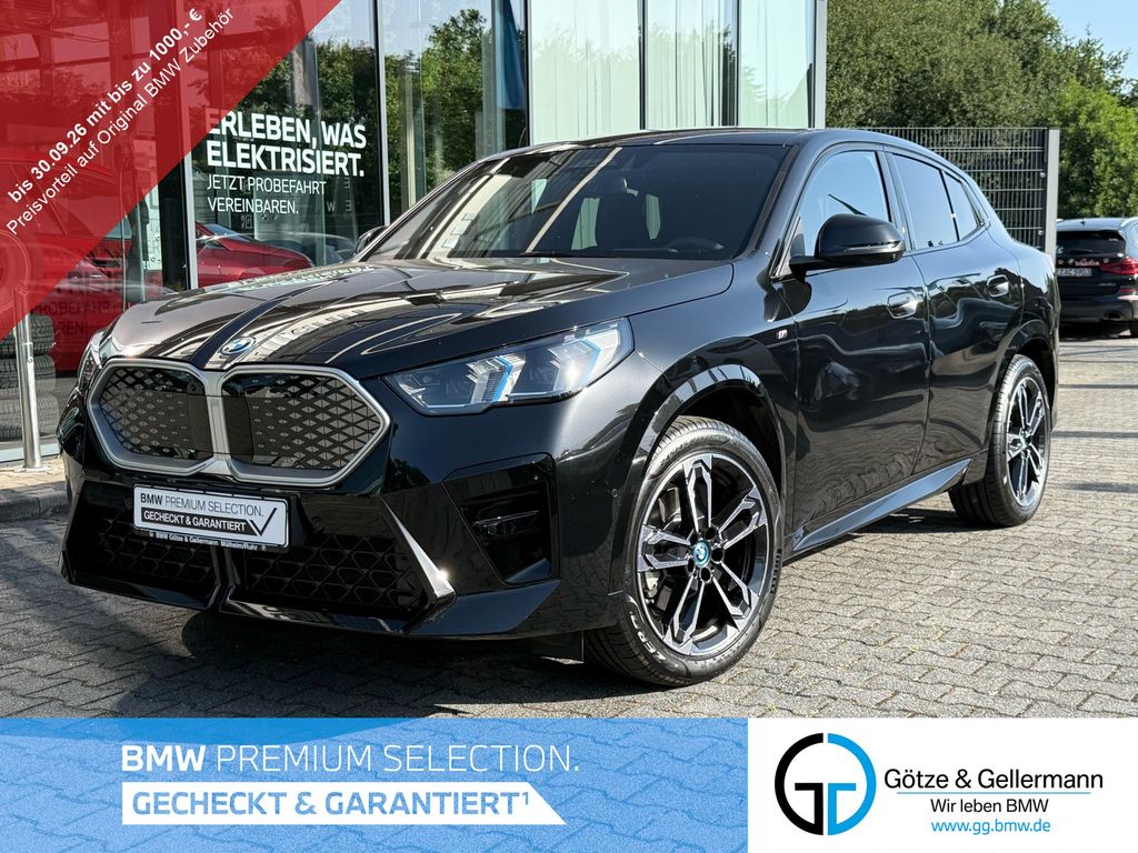 BMW iX2 xDrive30 M Sport //AHK Stop&Go IconicGlow