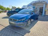 Peugeot 308 SW Allure - Peugeot 308 mit Benzin-Antrieb: ESP, Kombi, Klimaanlage
