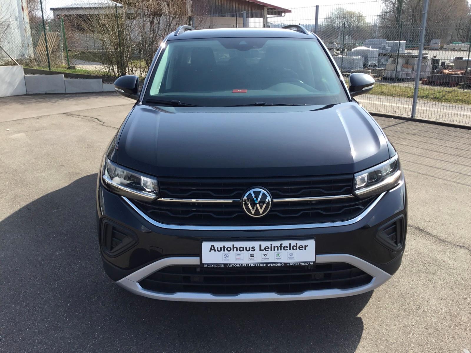Volkswagen T-Cross 1.0 TSI DSG Life+AHK+ACC+17"+Kamera