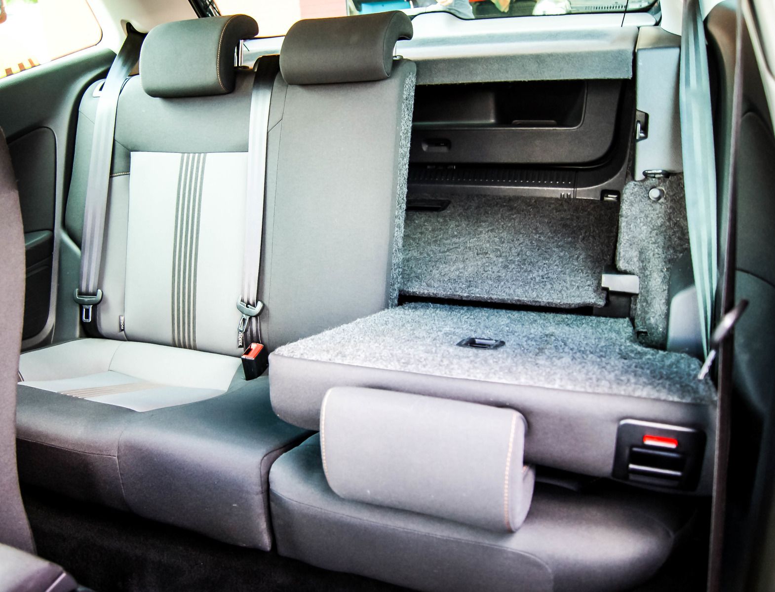 Fahrzeugabbildung Volkswagen Polo V 14TDI Allstar KLIMAAUTOMATIK TEMPOMAT PDC