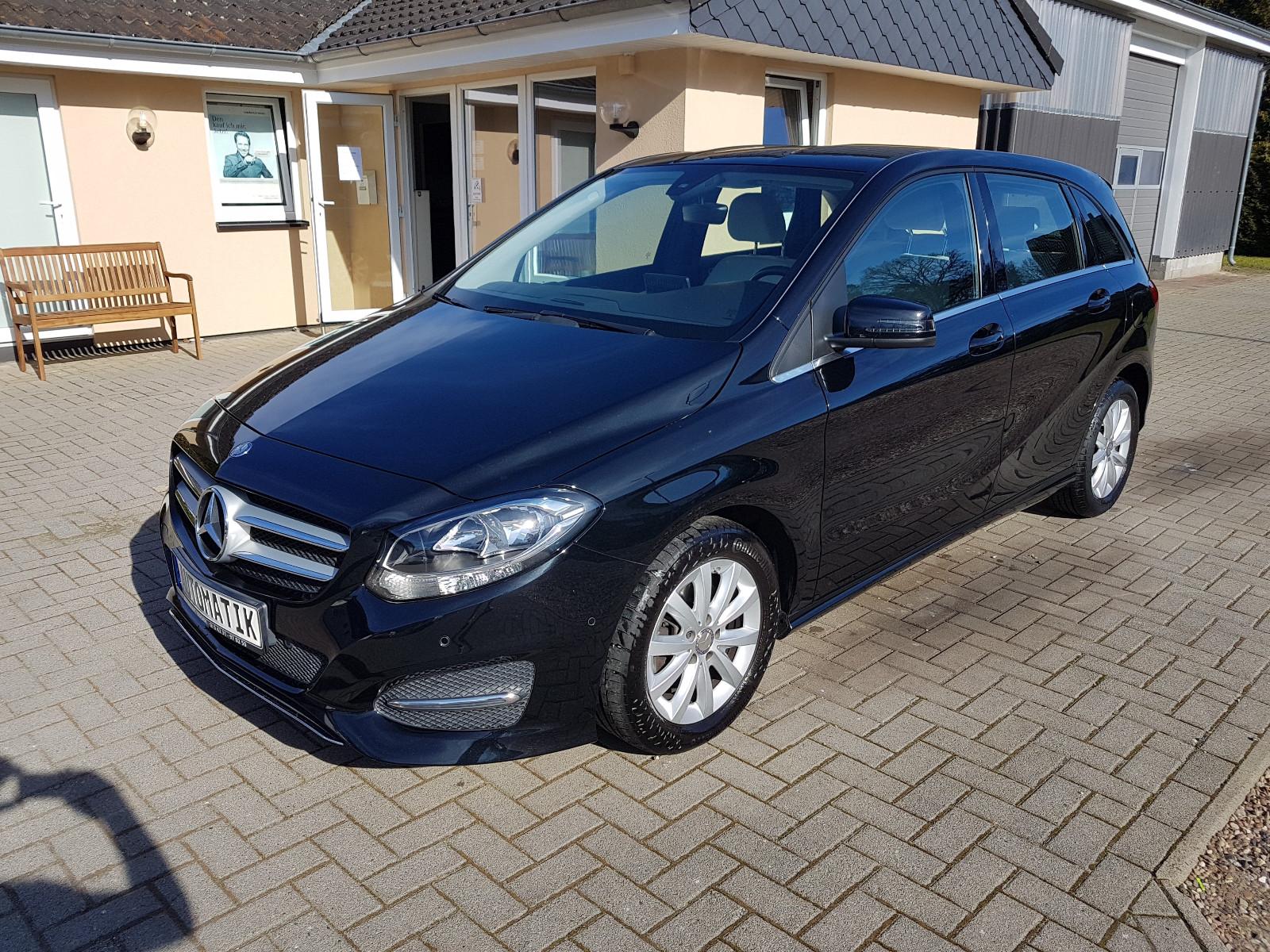 Mercedes-Benz B 180  Style  Automatik  Navi SHZ  LED
