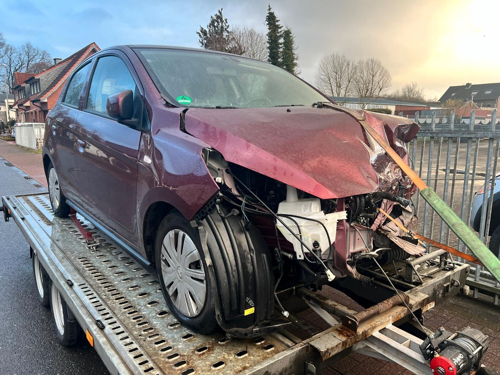 Mitsubishi Space Star Select 1-Hand Klima