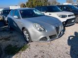 Alfa Romeo Giulietta 1.6 JTDm-2 105 CV Progressi - silberne Alfa Romeo Giulietta