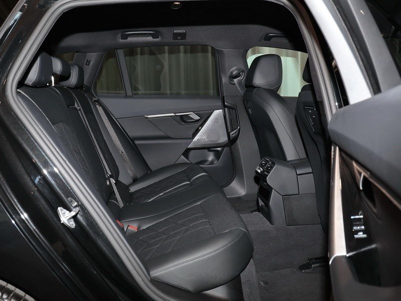 BMW 520 - Bild 11