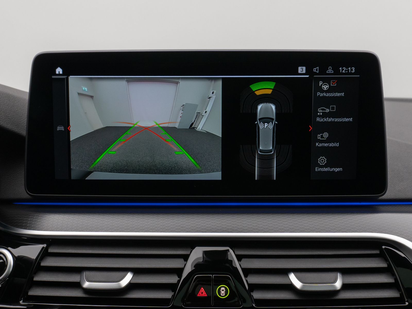 Fahrzeugabbildung BMW 530d xD M Sport Panoram Kamera Laser HUD DAB H/K