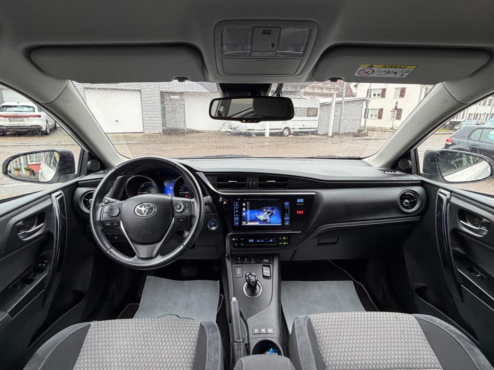 Toyota Auris 1.8 Hybrid Team D*AUTOMATIK*KAM*ALCANTARA*