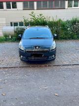 Peugeot  5008  Automatik getriebe Neu tüv - gebrauchte Peugeot 5008 aus dem Jahr 2010