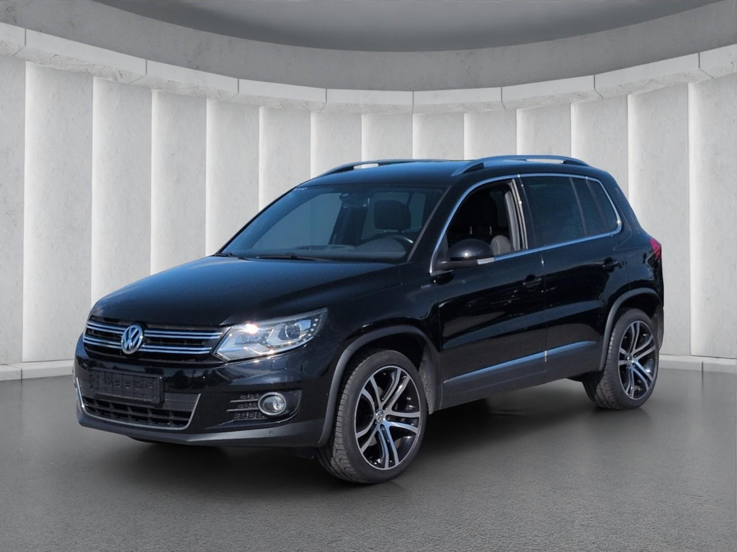 Volkswagen Tiguan LOUNGE 4Mot 2.0TDI*DSG StandHzg Panodach