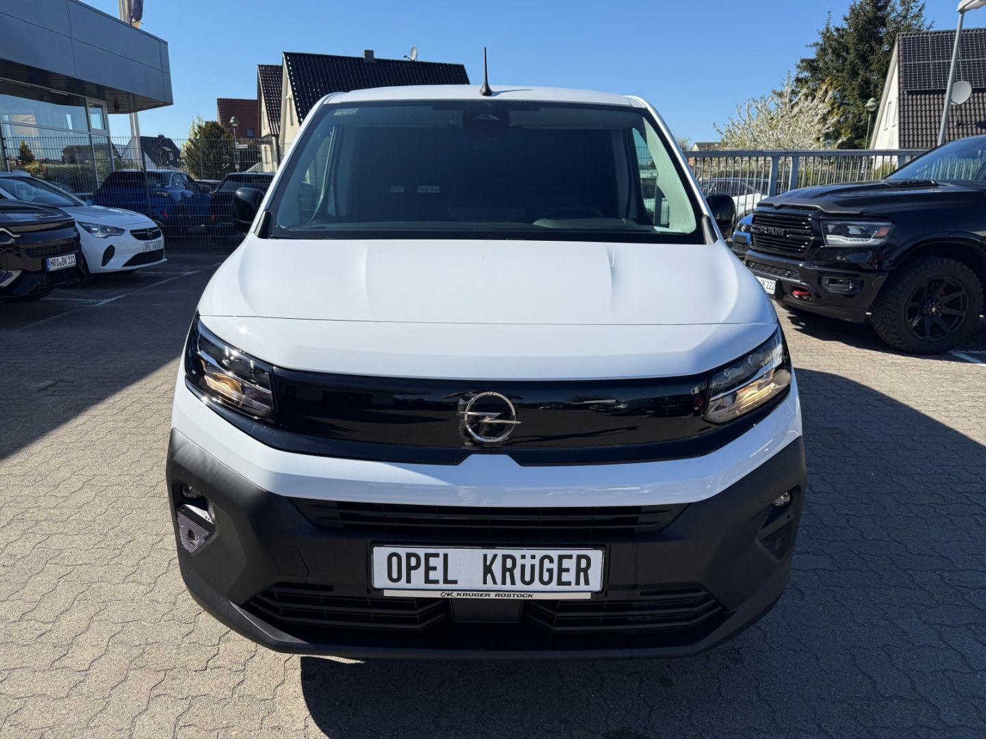 Fahrzeugabbildung Opel Combo Cargo Diesel 1,5 erhöhte Nutzlast XL