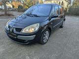 Renault Scenic Start Stop 2.0Dci - Renault Scenic aus 2007 mit Diesel-Antrieb