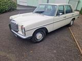 Mercedes-Benz 220 W115 /8 Originalzustand Top Garagenfahrzeug - Mercedes-Benz 220 Oldtimer