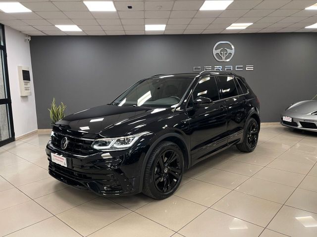 Volkswagen Tiguan 2.0 TDI 150cv DSG R-Line