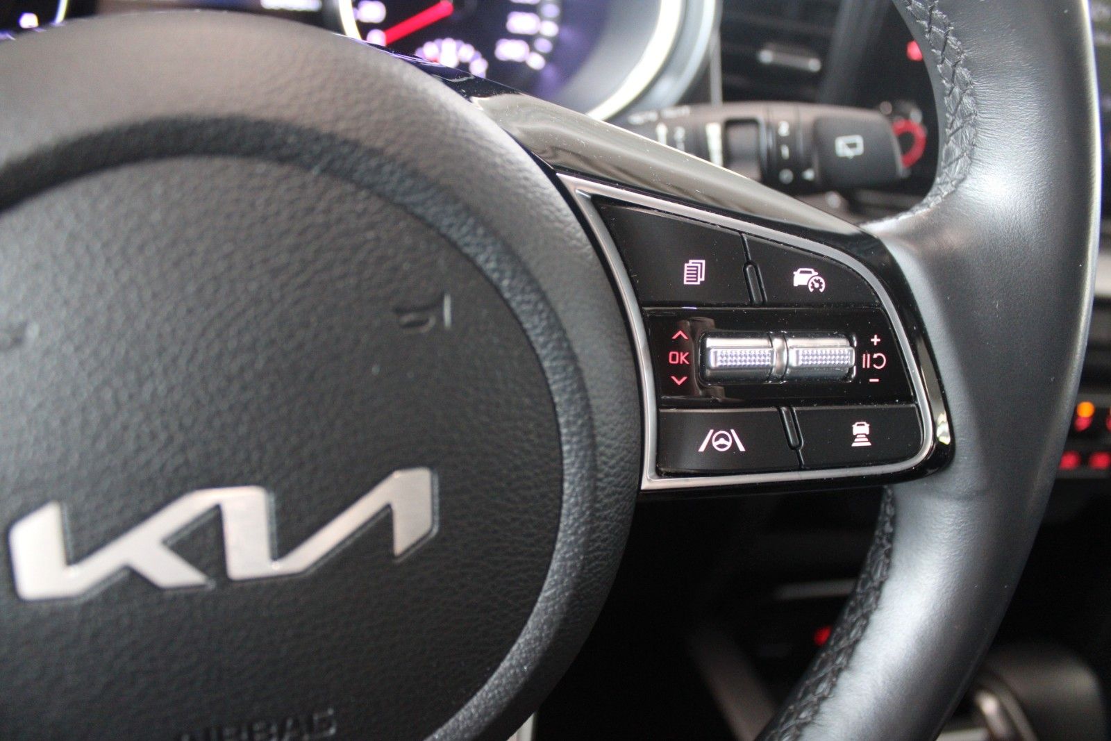 Fahrzeugabbildung Kia cee'd SW 1,5T Prestige Aut. SHZ LHZ ACC CAM uvm.