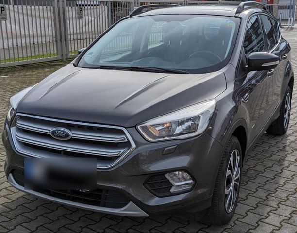 Ford Kuga 2,0 TD 4x4 AHK SHZ Keyless MwSt....