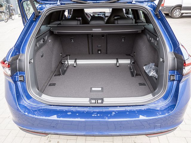 Foto Nummer 15: SKODA Superb