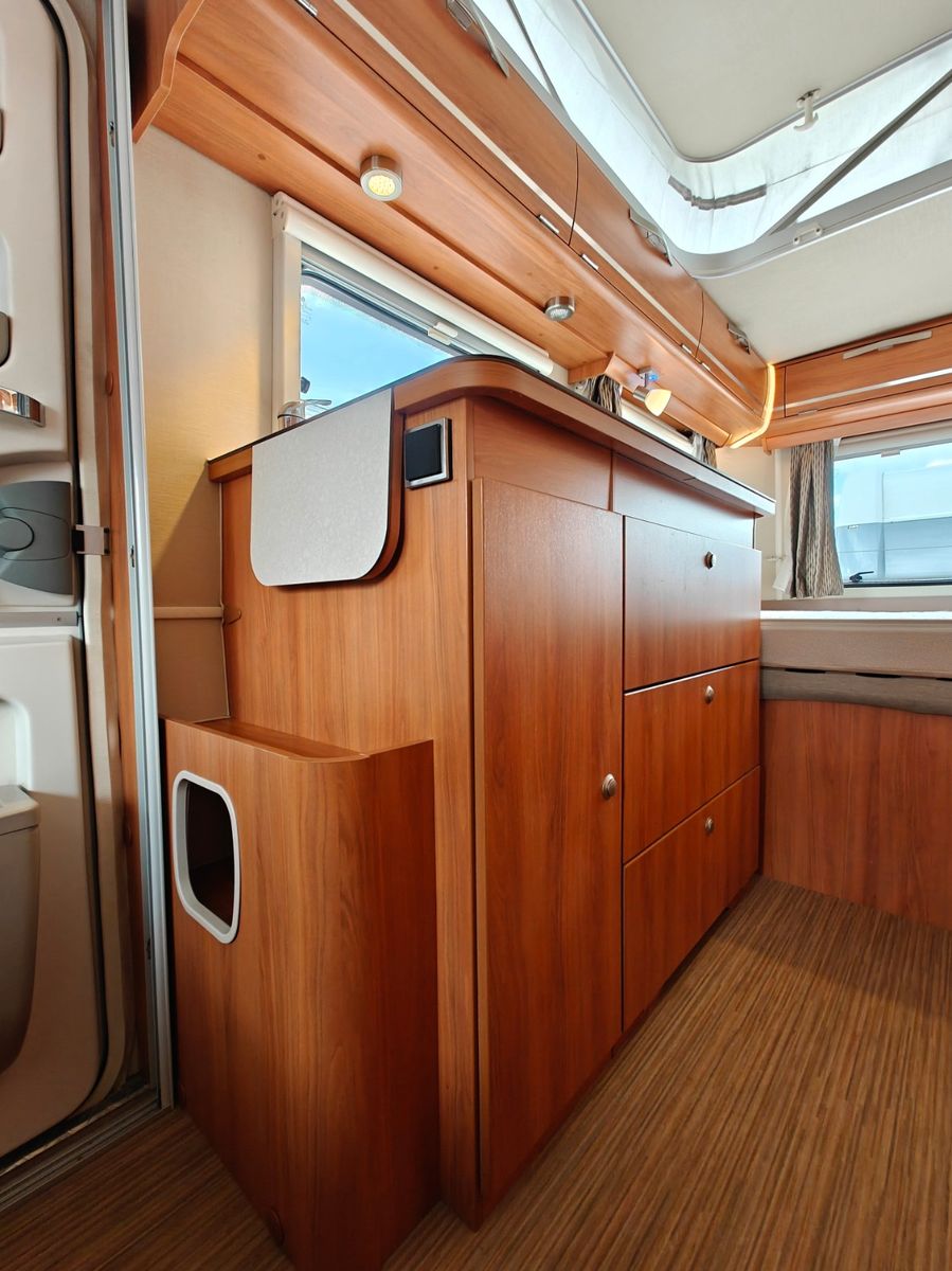 Fahrzeugabbildung HYMER / ERIBA / HYMERCAR Touring Troll 535 GT - Autark, Combi 4, TV -