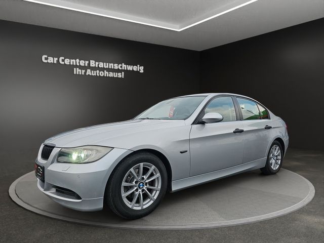 BMW 320i Limousine+Sport+Xenon+PDC+Multi