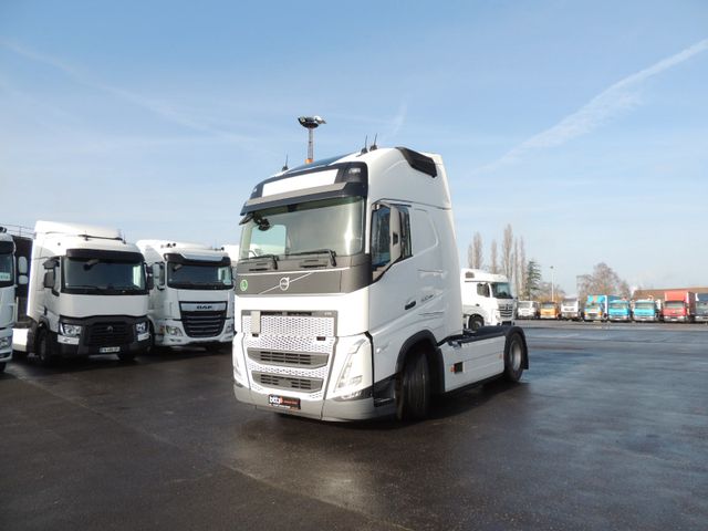 Volvo FH500 Globetrotter XL (I parkcool)