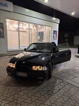 BMW E36  328I Cabrio Original M-Paket ab Werk - BMW 328 aus 1998: 328i