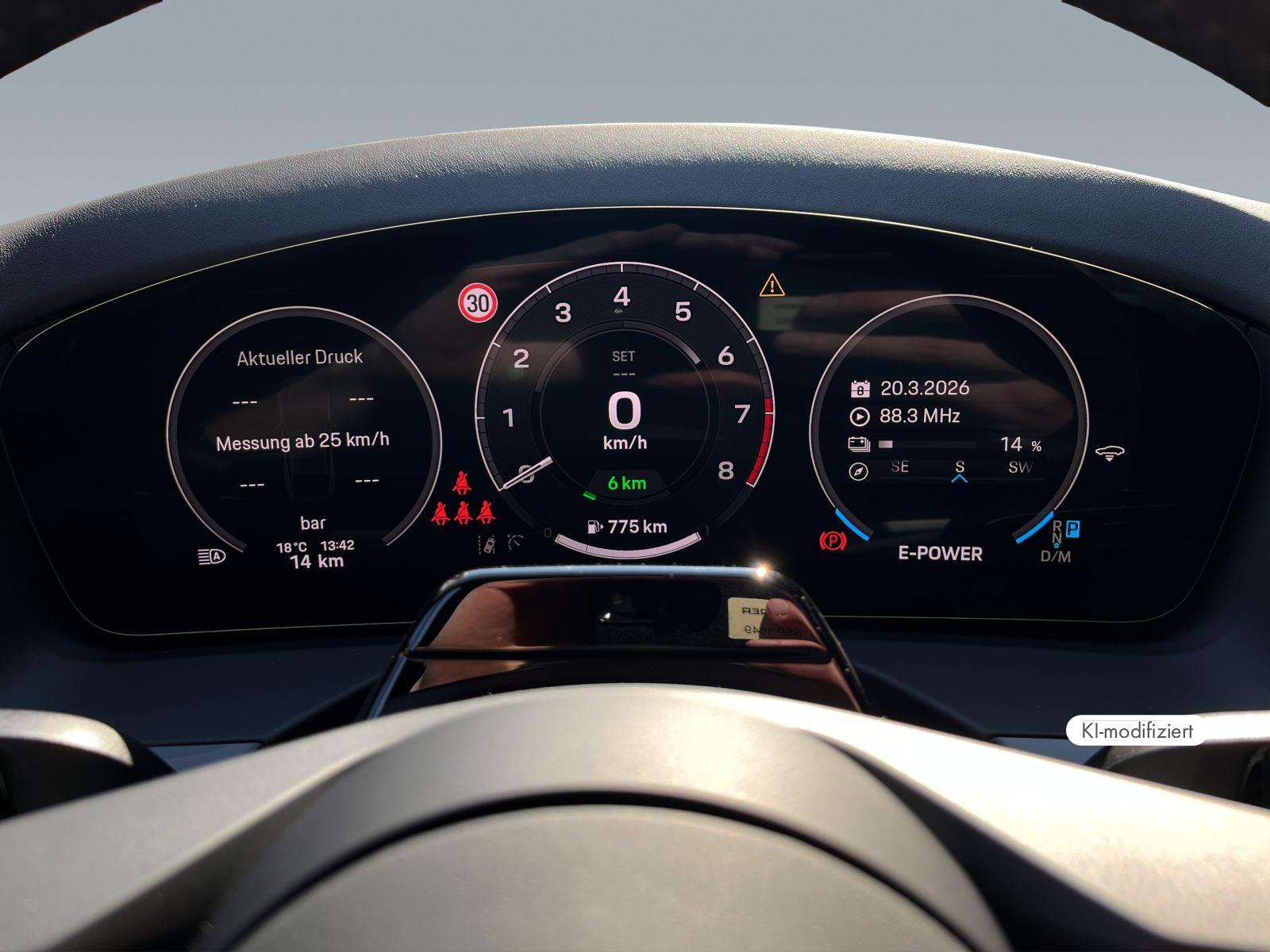 Porsche Panamera 4S E-Hybrid Active Ride,Pano.,Hinterach