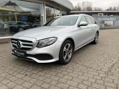 MERCEDES-BENZ E 220 d T+AVANTGARDE+MULTIBEAM+AHK+DISTRONIC+KAM