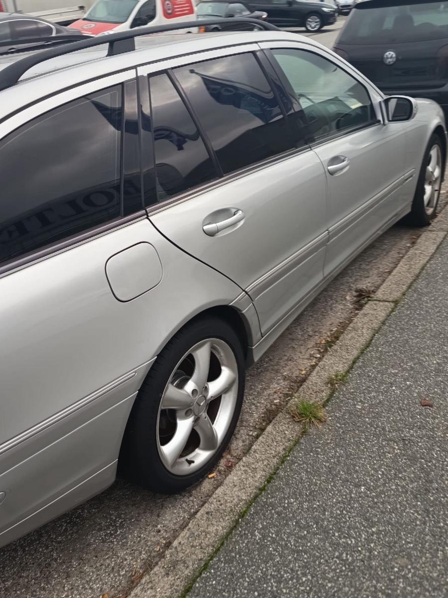 Mercedes-Benz C180 2004 — photo 6