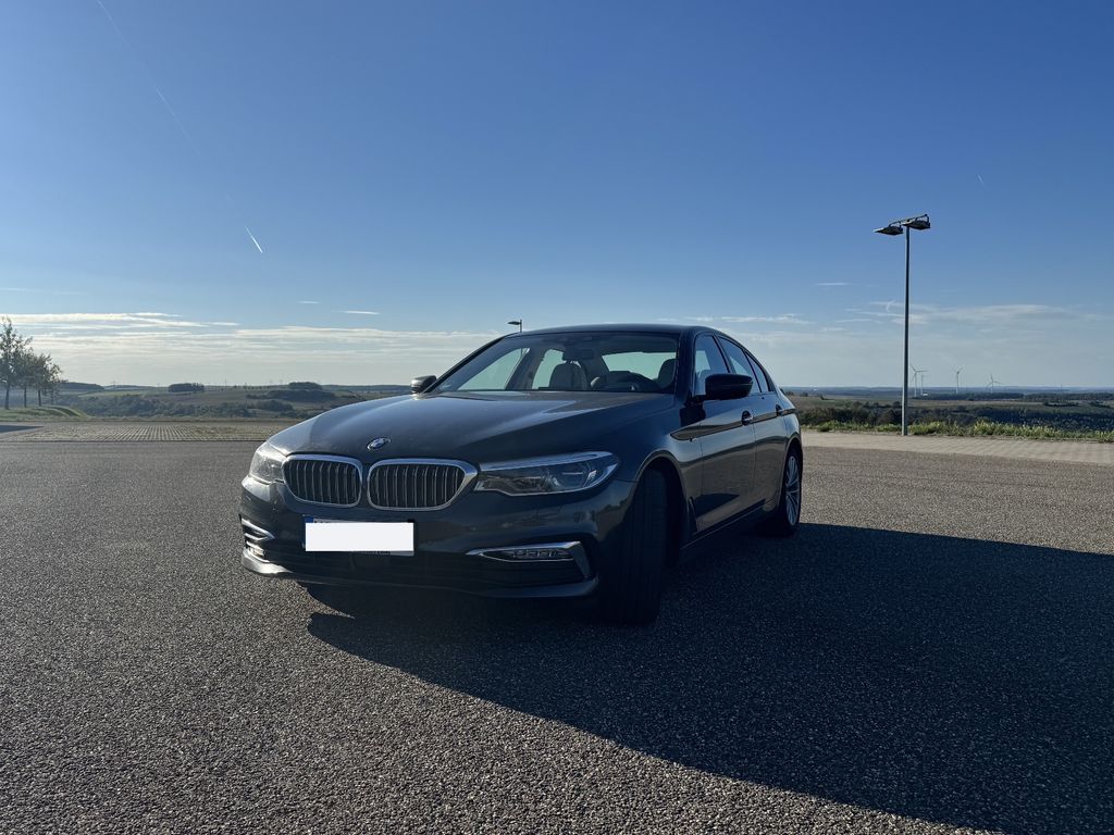 Image of BMW 530