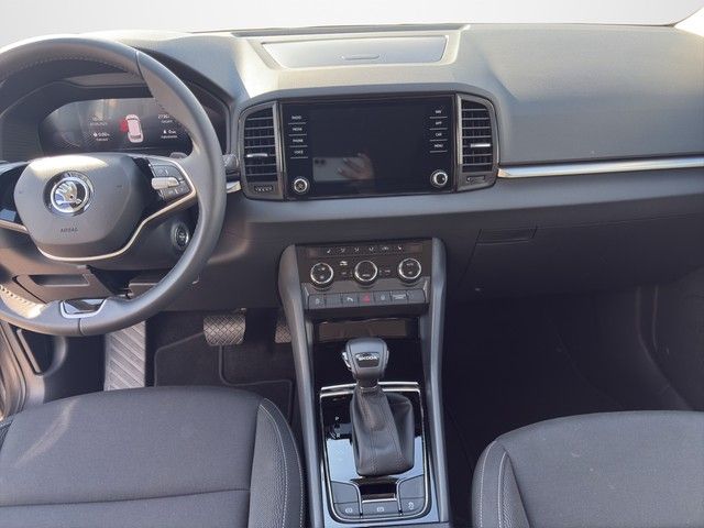 Fahrzeugabbildung SKODA Karoq Selection 1.5 TSI 110 kW *Rückfahrkamera*