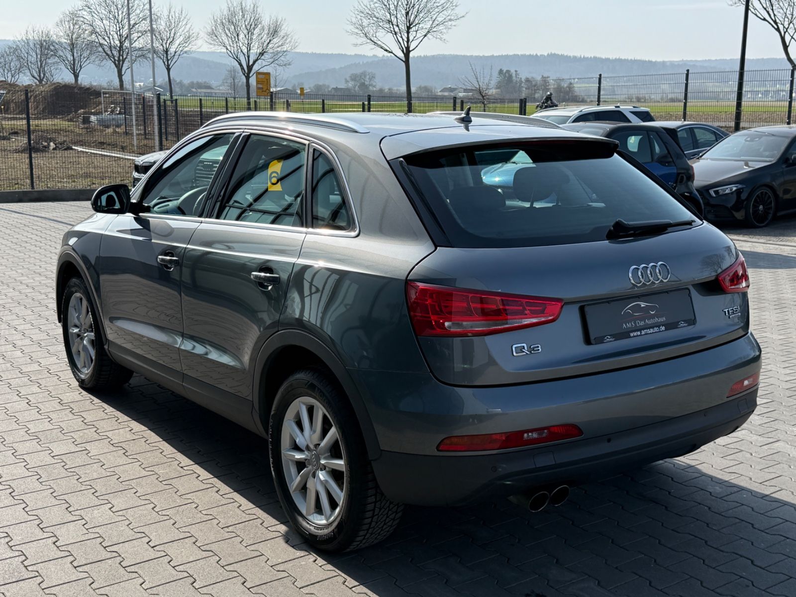 Q3 2.0 TFSI quattro S-Tronic Navi