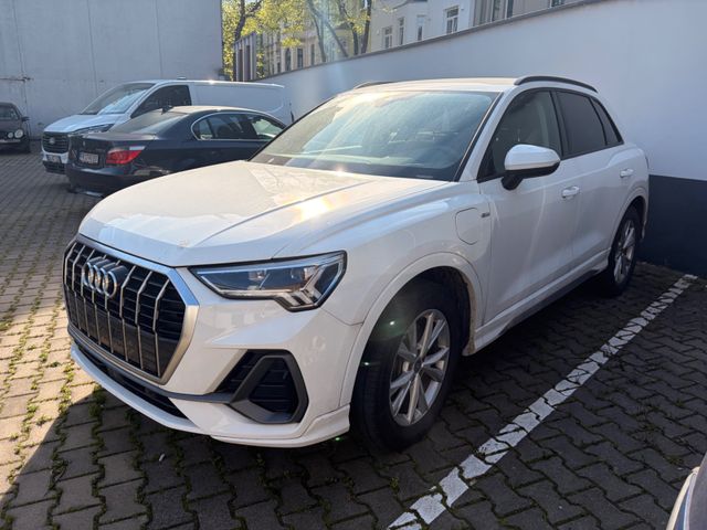 AUDI Q3 45 TFSI e S tronic S line