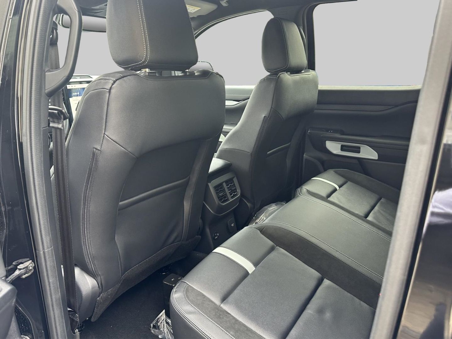 Fahrzeugabbildung Ford Ranger Plug-in-Hybrid Stormtrak e-4WD Doppelkabi